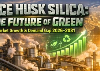 Rice husk ash used for extracting high purity silica